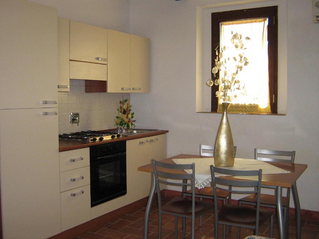 Certine Agriturismo Ашано Стая снимка