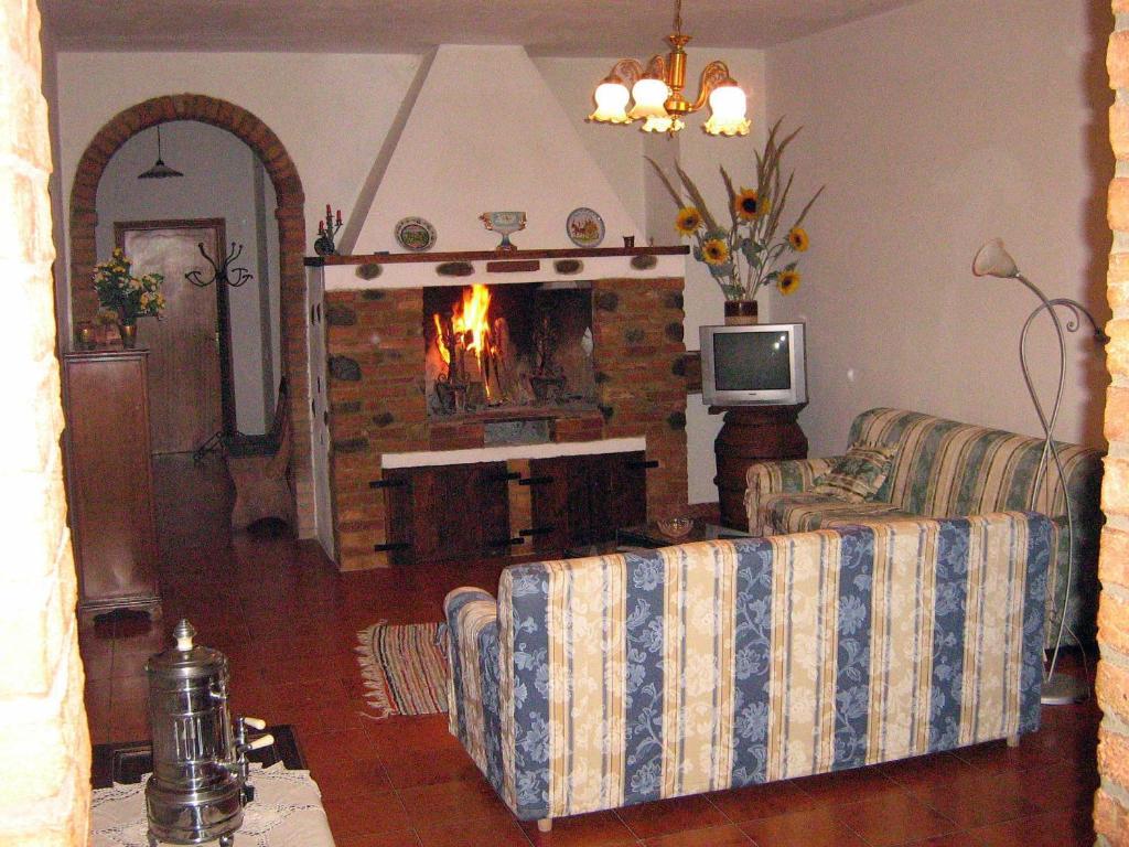 Certine Agriturismo Ашано Екстериор снимка